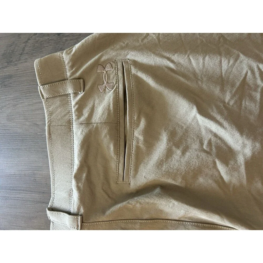 Under Armour Shorts Men's Size 34 11” Inseam Golf Chino Performance